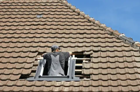 Pose de velux - Vannes-le-Châtel